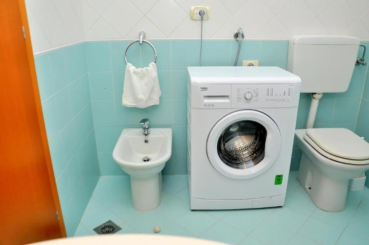 Apartment Bright Flat Next To The Beach In Bibione - Beahost